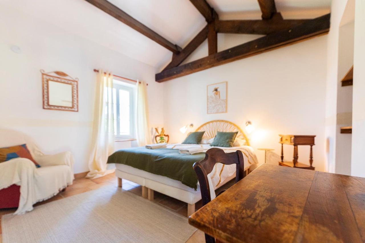 La Pampa En Provence - Les Suites Privatives Ponteves Экстерьер фото